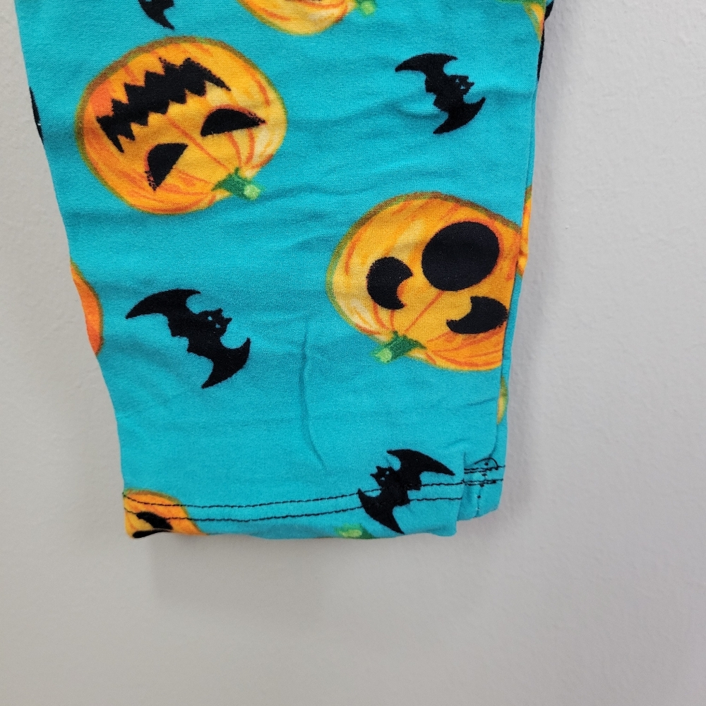 Happy Jack-o-lanterns and Bats Polyester Spandex Leggings One Size Fits All - Picture 3 of 7